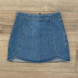 PacSun high-waisted denim skirt